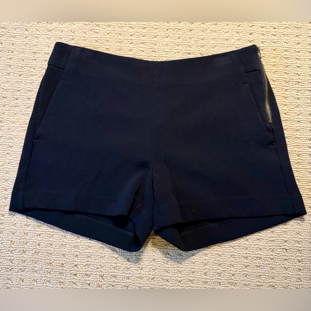 Banana Republic High Waist stretch wool blend Black Shorts, Sz 6